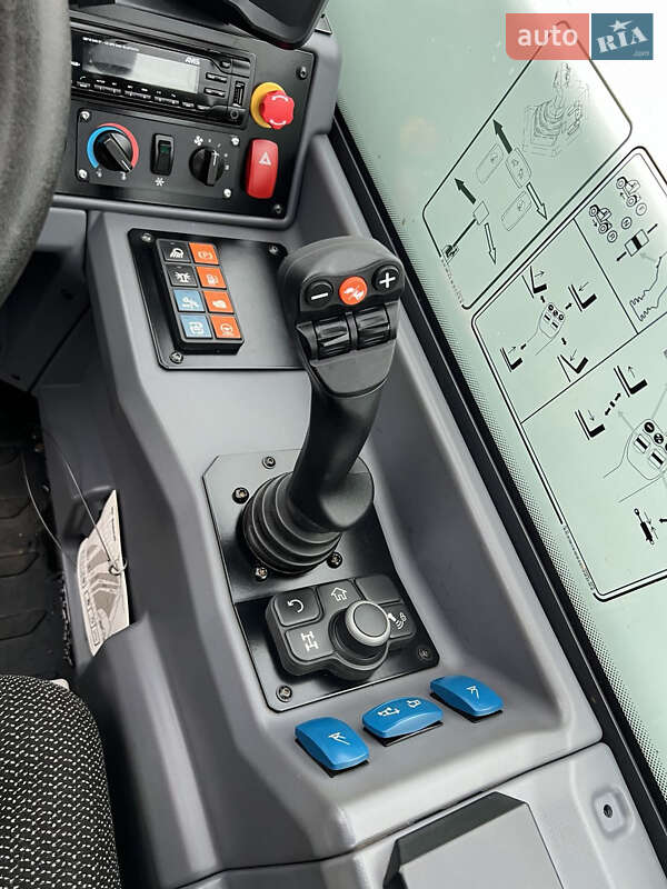 Телескопический погрузчик Bobcat T40.180 2024 в Кропивницком фото 16 Телескопический погрузчик Bobcat T40.180 2024 в Кропивницком