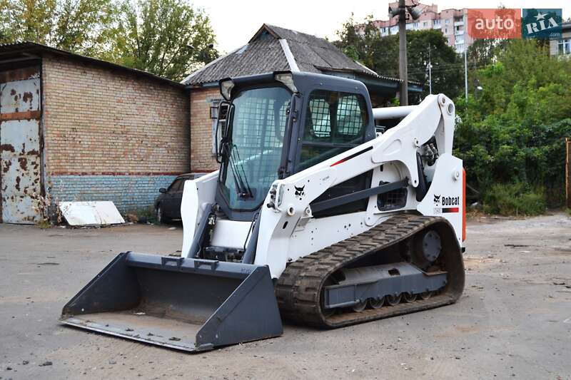 Минипогрузчик Bobcat Т750 2015 в 