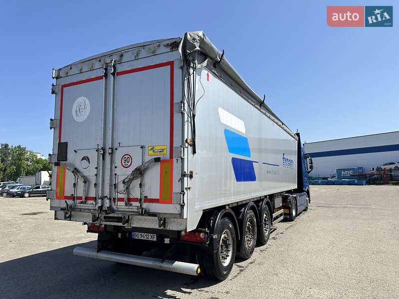 Зерновоз - напівпричіп Bodex KIS 3B 2016 в Львові