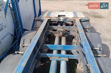 Платформа напівпричіп Bodex KIS 3B 2013 в Черкасах