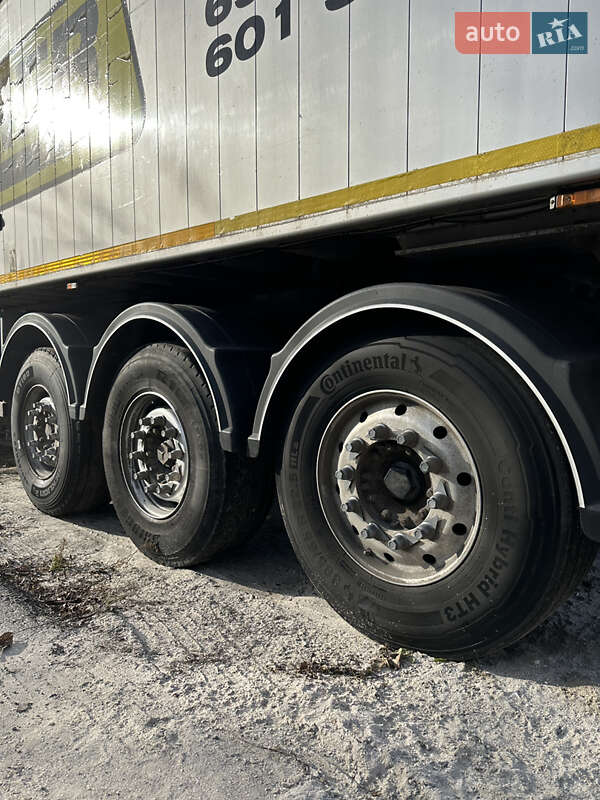 Самосвал полуприцеп Bodex KIS 3W-A 2011 в Березанке