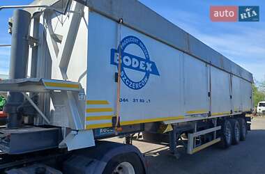 Самосвал полуприцеп Bodex KIS 3W-A 2006 в 