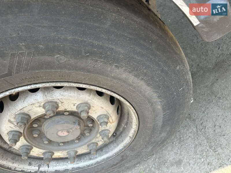 Самосвал полуприцеп Bodex KIS 3W-A 2009 в Виннице