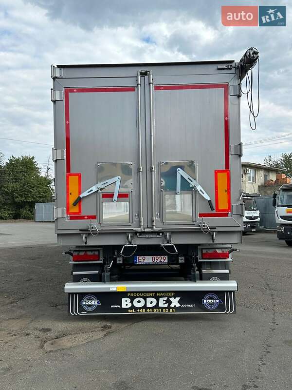 Зерновоз - полуприцеп Bodex KIS 3W-A 2024 в Черновцах