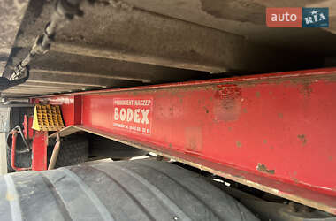 Самосвал полуприцеп Bodex KIS 3W-A 2006 в 