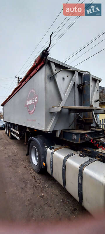 Самосвал полуприцеп Bodex KIS 3W-A 2007 в 