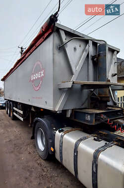 Самосвал полуприцеп Bodex KIS 3W-A 2007 в 