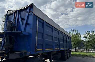 Зерновоз - полуприцеп Bodex KIS 3W-A 2007 в 