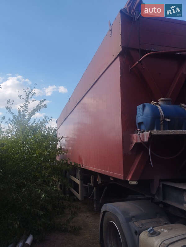 Самосвал полуприцеп Bodex KIS 3W-A 2006 в Веселинове