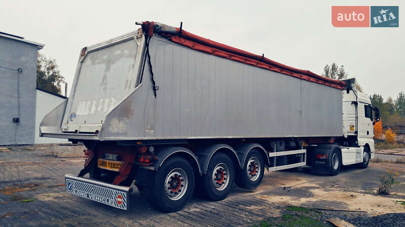Самосвал полуприцеп Bodex KIS 3W-A 2006 в Житомире