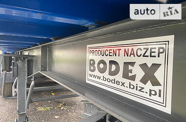 Самоскид напівпричіп Bodex KIS 3W-S 2006 в Вінниці