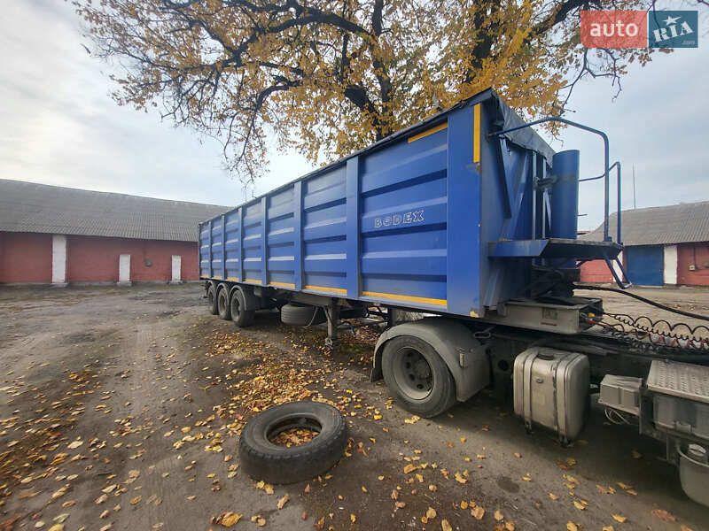 Самосвал полуприцеп Bodex KIS 3W-S 2012 в Черкассах
