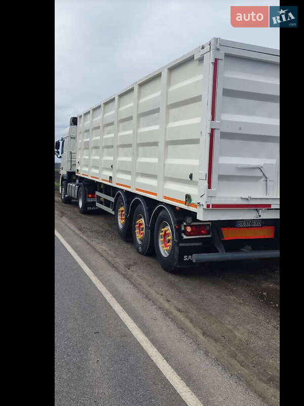 Самоскид напівпричіп Bodex KIS 3W-S 2009 в Миколаєві