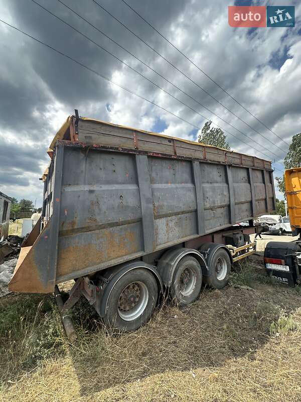 Самосвал полуприцеп Bodex KIS 3W-S 2006 в Днепре