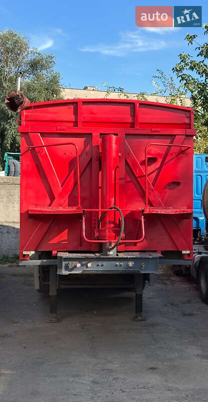 Самоскид напівпричіп Bodex KIS 3W-S 2007 в Дніпрі
