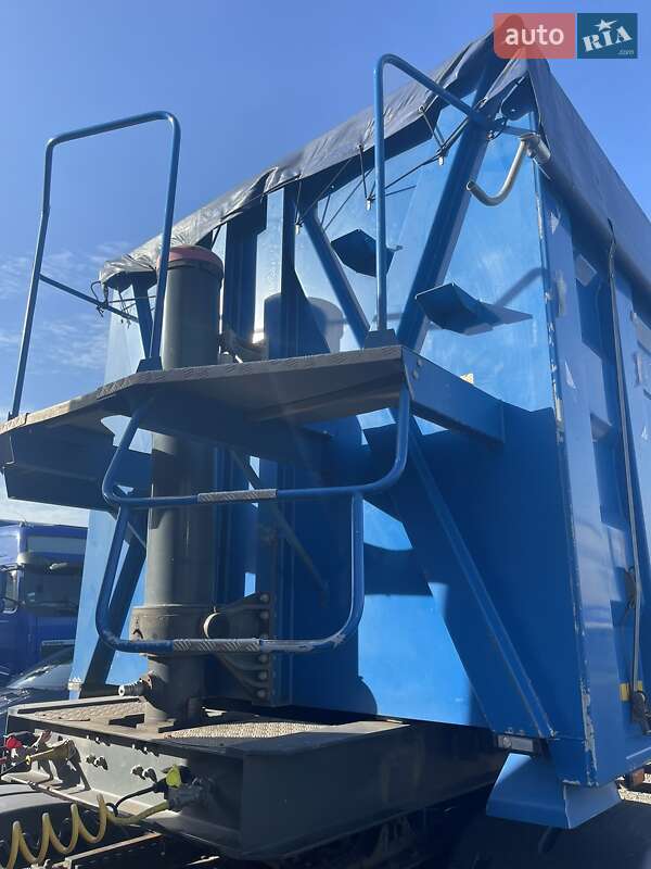 Самосвал полуприцеп Bodex KIS 3W 2013 в Виннице