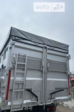 Зерновоз - полуприцеп Bodex KIS 3W 2010 в 