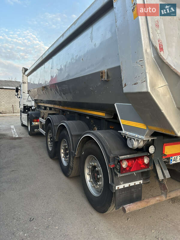 Самосвал полуприцеп Bodex KIS 3W 2015 в Днепре фото 4 Самосвал полуприцеп Bodex KIS 3W 2015 в Днепре