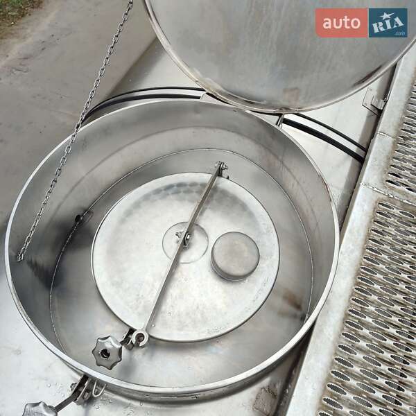 Цистерна полуприцеп Bodex KIS 3W 2012 в Краснограде