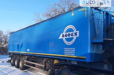 Зерновоз - полуприцеп Bodex KIS 2013 в Талалаевке