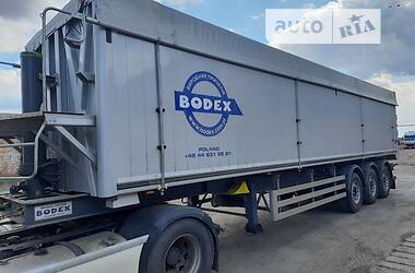 Зерновоз - напівпричіп Bodex KIS 2021 в 