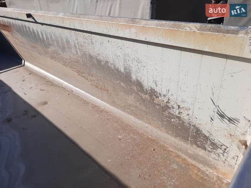 Самосвал полуприцеп Bodex KIS 2008 в Тернополе