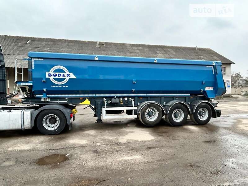 Самосвал полуприцеп Bodex KIS 2008 в Ивано-Франковске