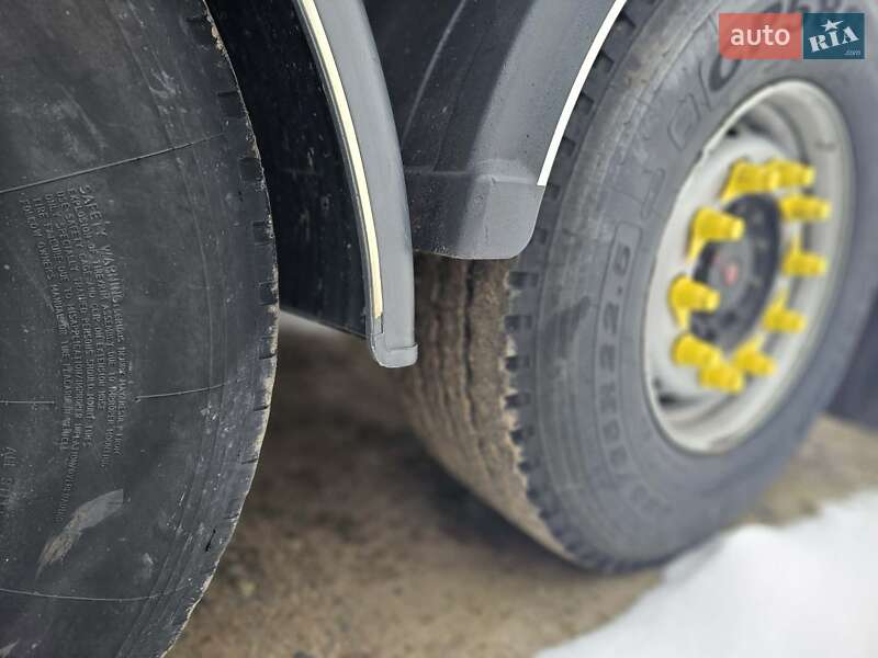 Самосвал полуприцеп Bodex KIS 2008 в Тернополе