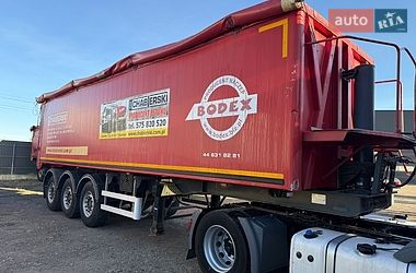 Самосвал полуприцеп Bodex KIS 2013 в Долине