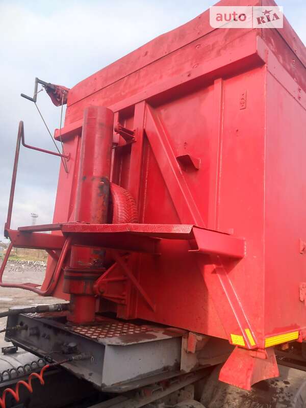 Самосвал полуприцеп Bodex Kiss 33 2004 в Гадяче