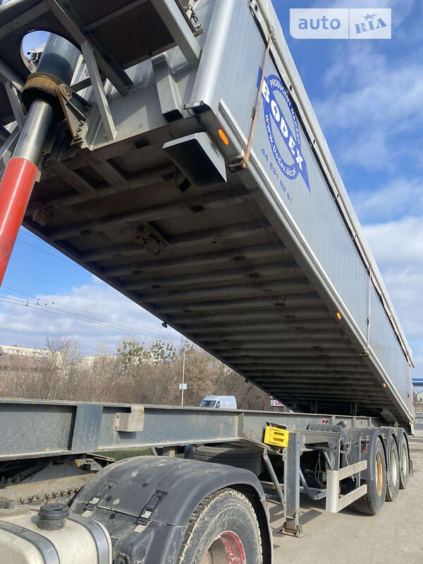 Самоскид напівпричіп Bodex Kiss 33 2018 в Луцьку