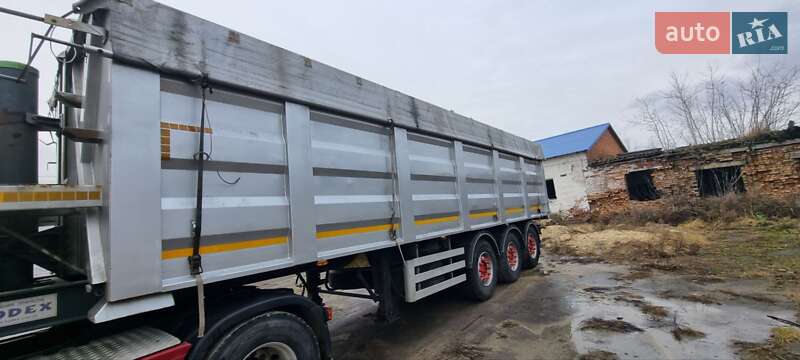 Зерновоз - полуприцеп Bodex Kiss 33 2004 в Иваничах фото 6 Зерновоз - полуприцеп Bodex Kiss 33 2004 в Иваничах