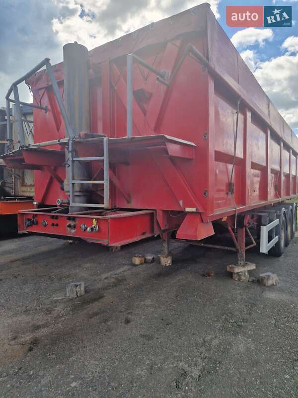 Самоскид напівпричіп Bodex Kiss 33 2005 в Житомирі