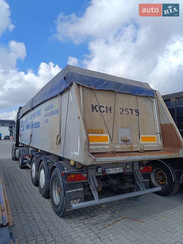 Самосвал полуприцеп Bodex Kiss 33 2004 в Одессе