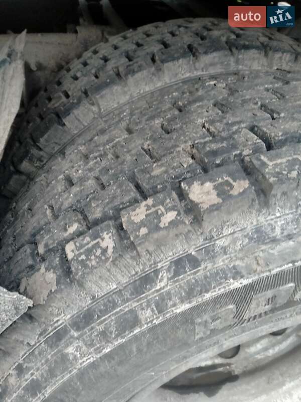 Самоскид напівпричіп Bodex Kiss 2004 в Демидівці