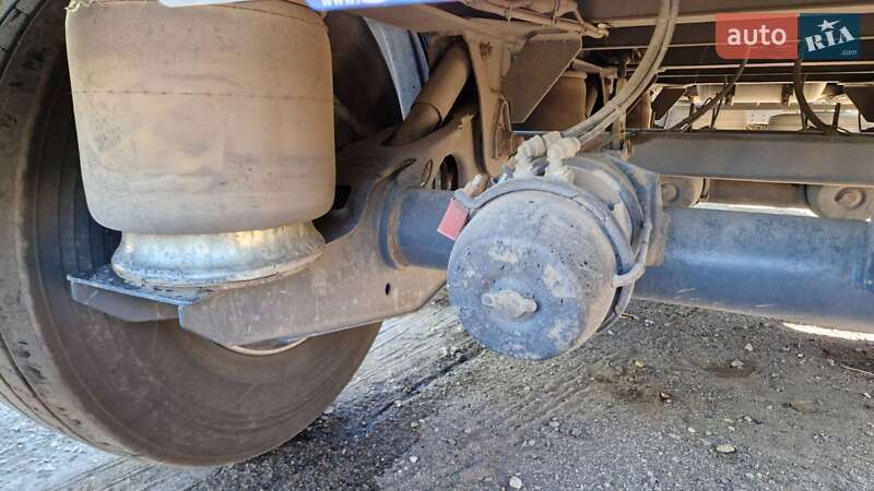 Зерновоз - напівпричіп Bodex Kiss 2008 в Дніпрі