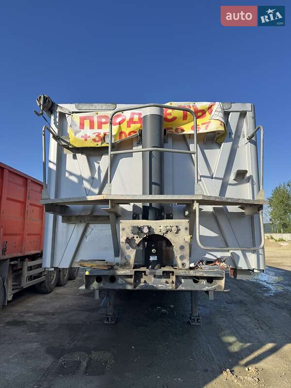 Зерновоз - полуприцеп Bodex Полуприцеп 2018 в Долине