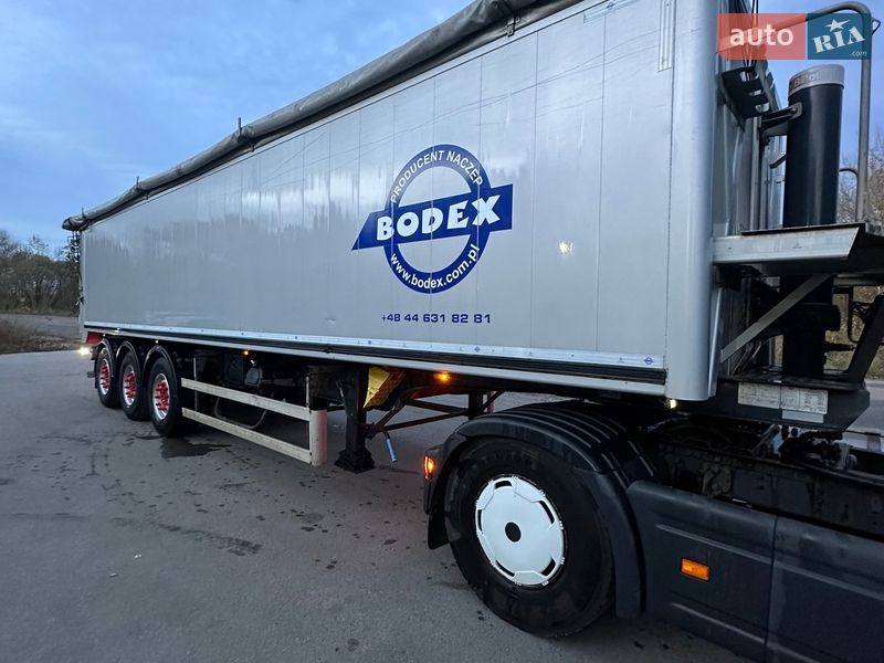 Зерновоз - полуприцеп Bodex Полуприцеп 2018 в Долине