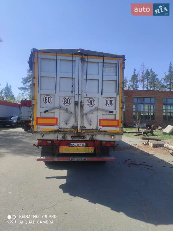 Зерновоз - напівпричіп Bodex SAF 2012 в Києві