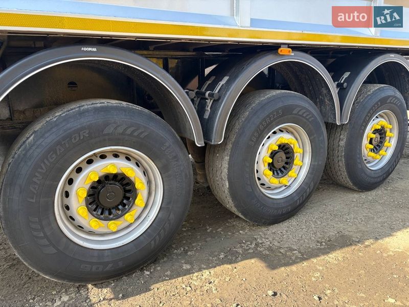 Самосвал полуприцеп Bodex SAF 2010 в Ковеле