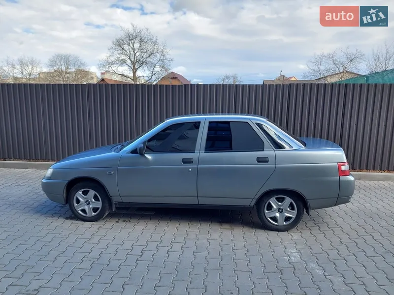 Богдан 2110