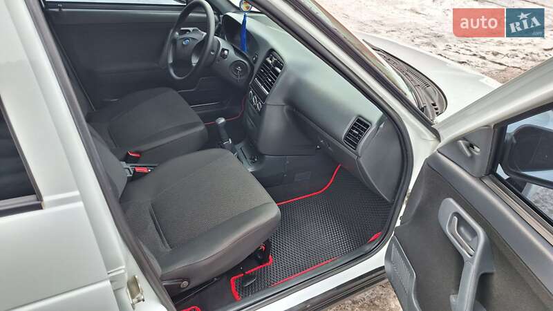 Универсал Богдан 2111 2012 в Смеле