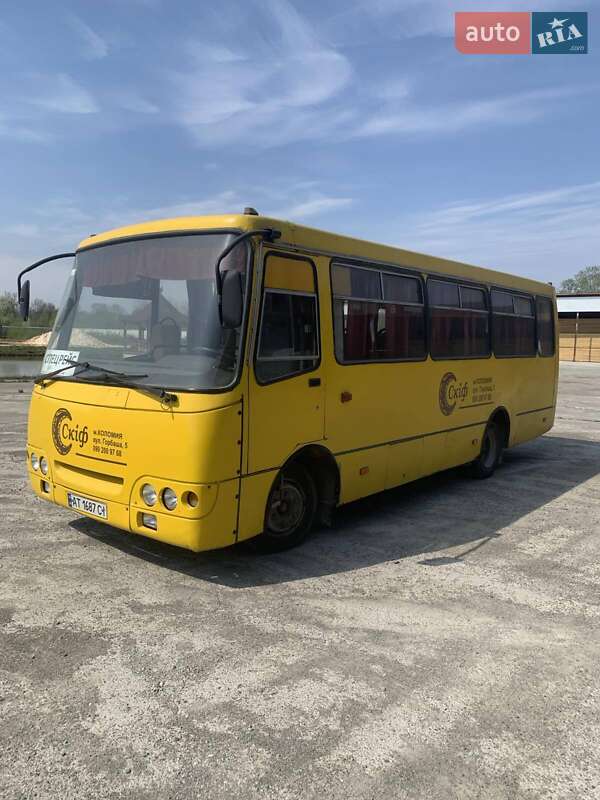Міський автобус Богдан А-092 2005 в Коломиї