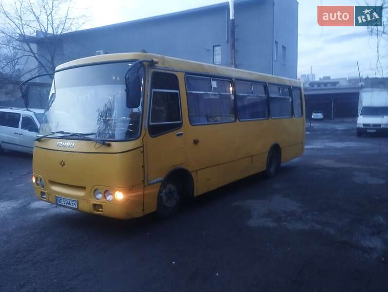 Міський автобус Богдан А-092 2004 в Чернівцях