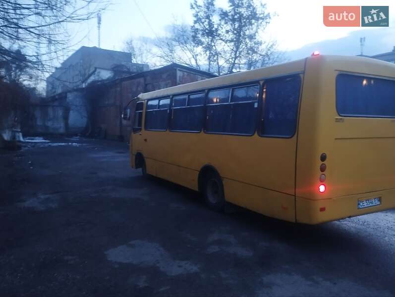 Міський автобус Богдан А-092 2004 в Чернівцях