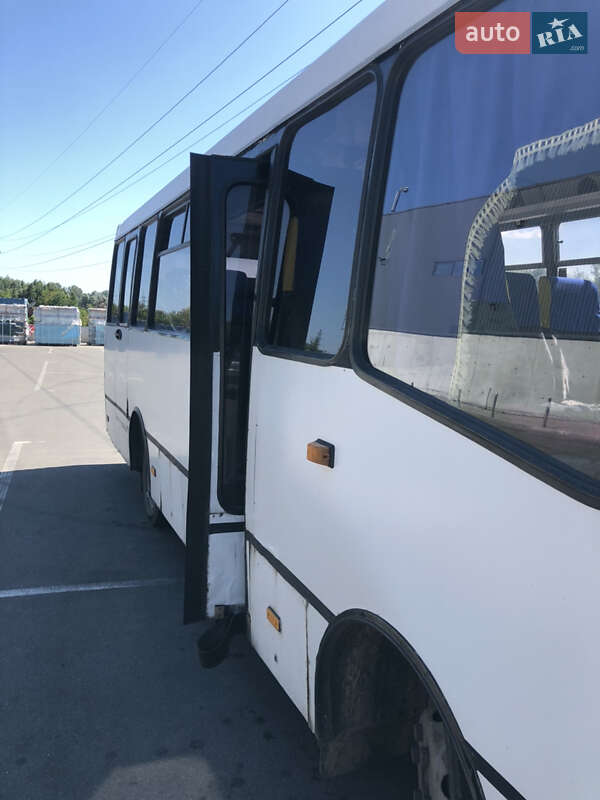 Пригородный автобус Богдан А-092 2009 в Ирпене
