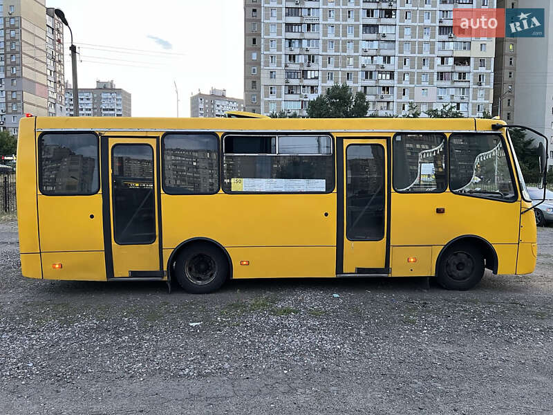 Міський автобус Богдан А-092 2007 в Києві