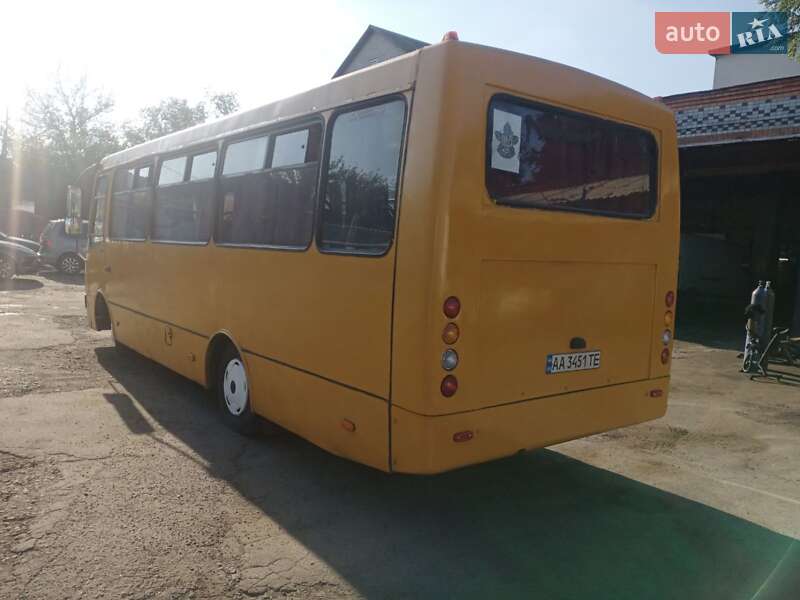 Міський автобус Богдан А-092 2005 в Києві фото 10 Міський автобус Богдан А-092 2005 в Києві