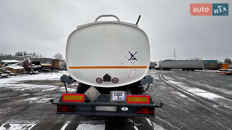 Цистерна полуприцеп Bolgan Bolgan 2004 в Киеве фото 5 Цистерна полуприцеп Bolgan Bolgan 2004 в Киеве
