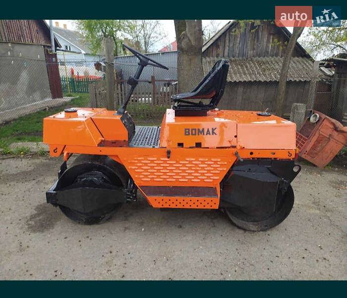 Дорожный каток Bomag BM 2005 в 